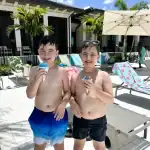 Friends with snowcones